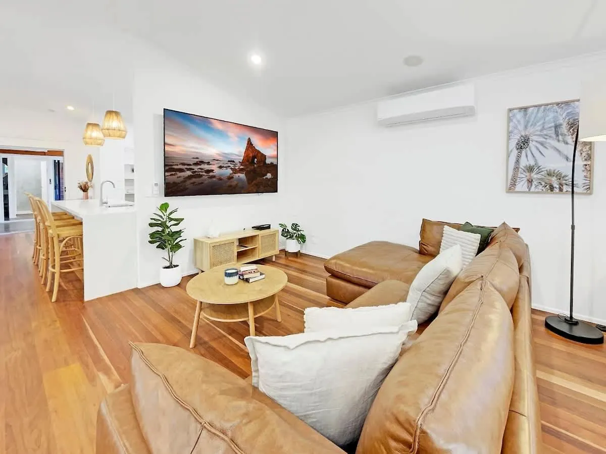 Mudjimba Beach Haven - Stroll To The Water 0*,